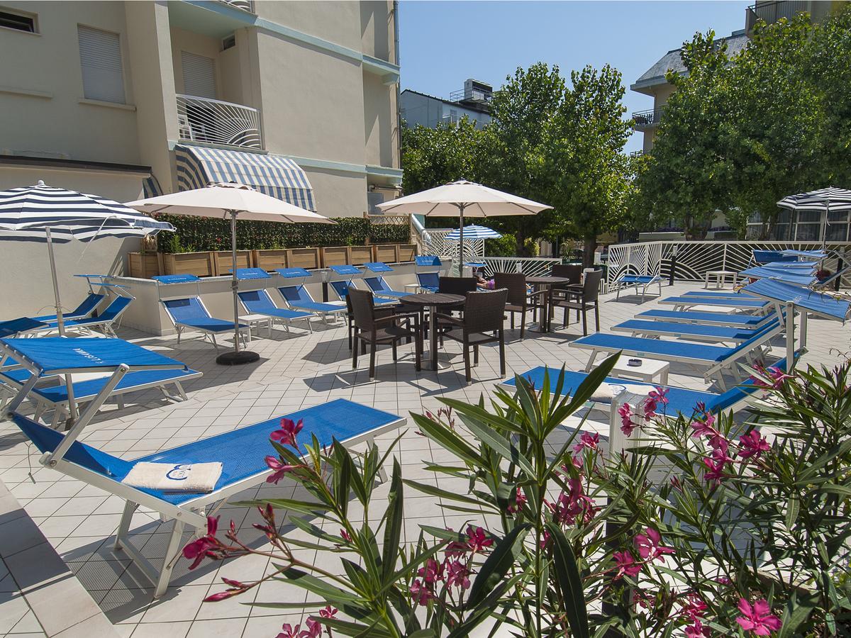 Hotel Losanna Gabicce Mare Exterior photo